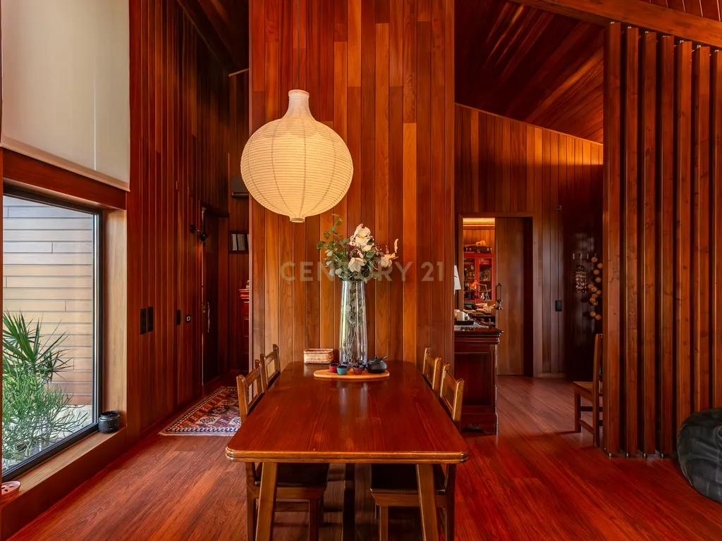 Moradia Isolada em Sarilhos Grandes com Vista para o Rio e Jardim Privado - Image 27